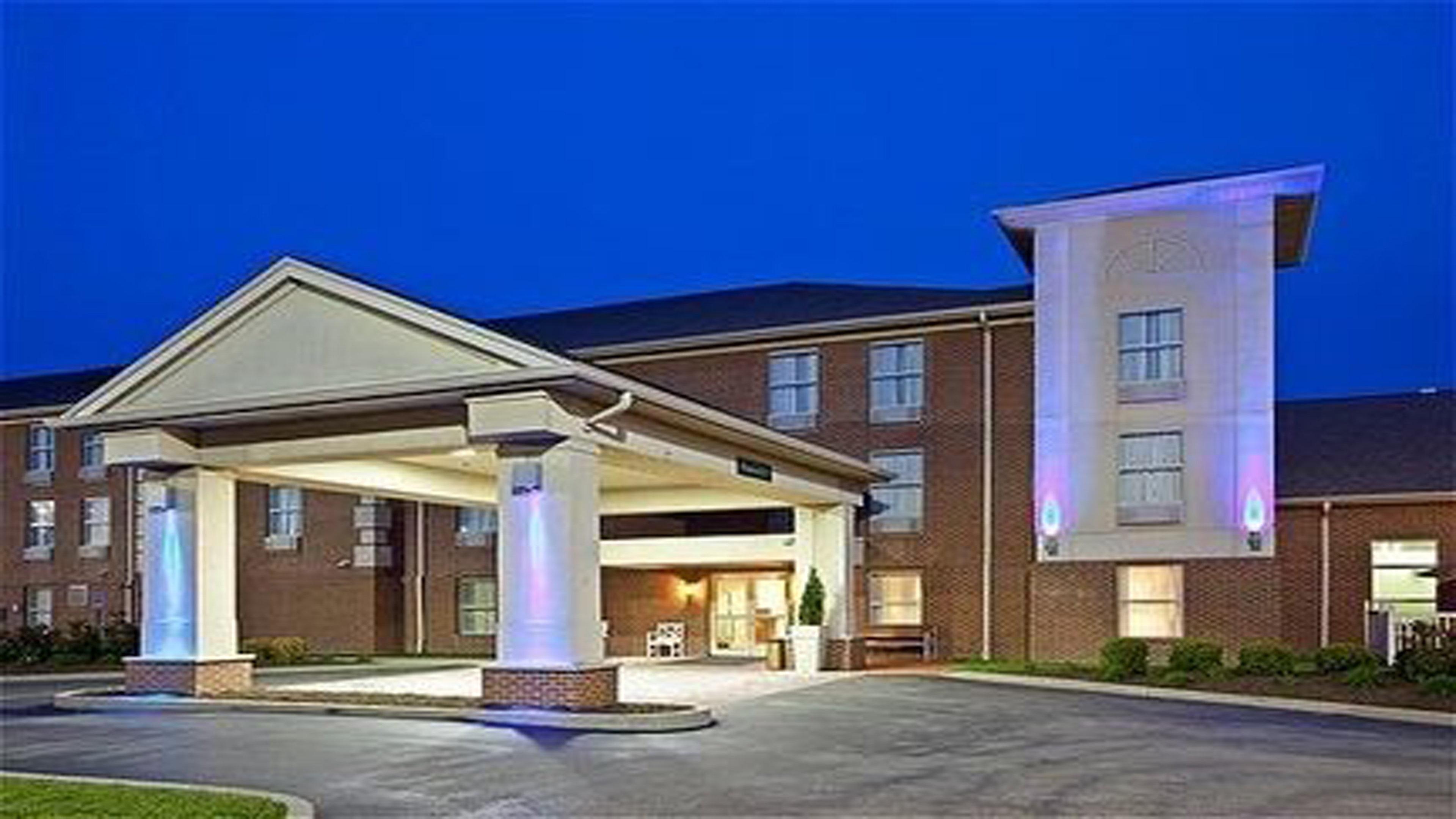 Holiday Inn Express Fairfield By Ihg Esterno foto