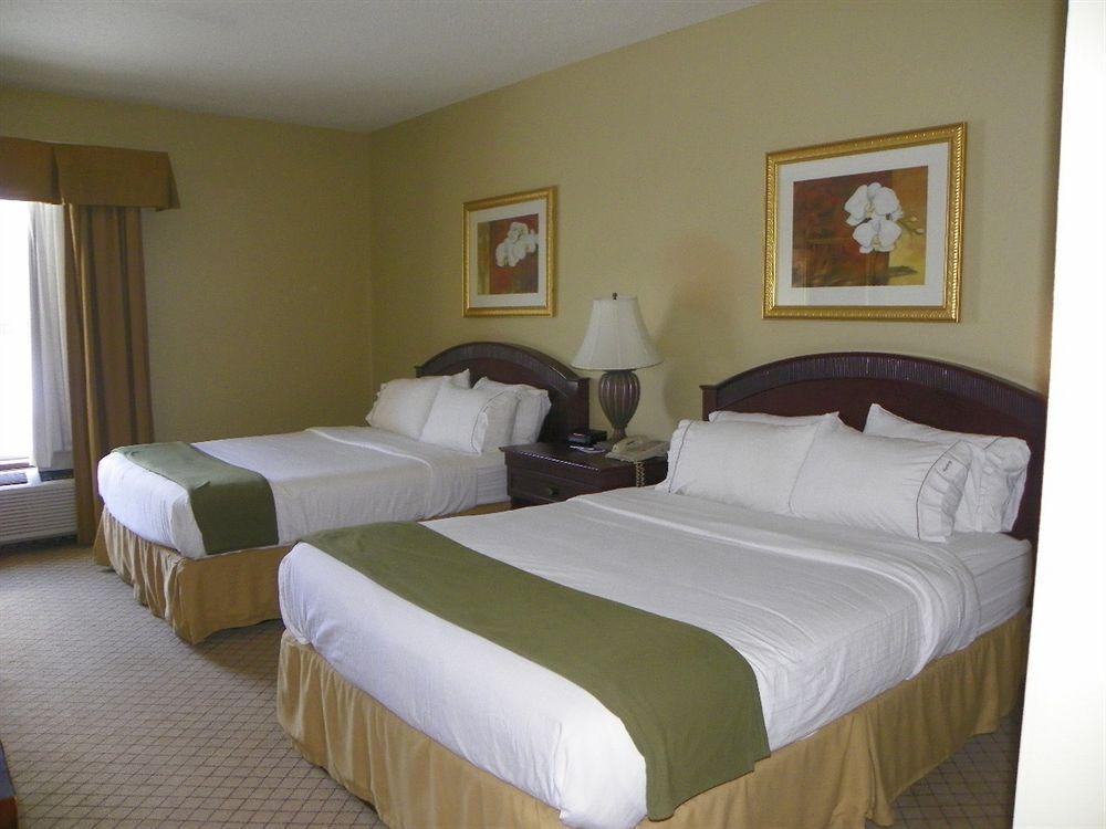 Holiday Inn Express Fairfield By Ihg Esterno foto