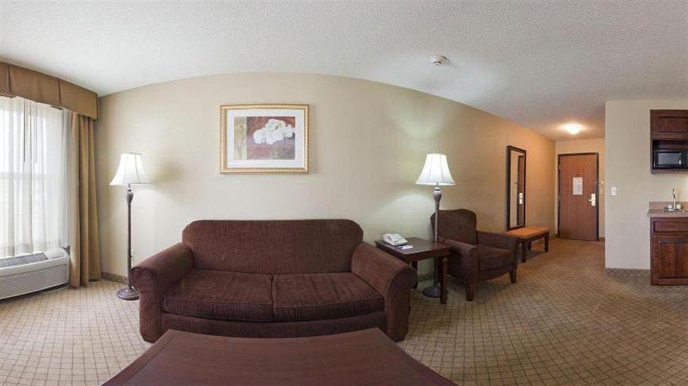 Holiday Inn Express Fairfield By Ihg Esterno foto